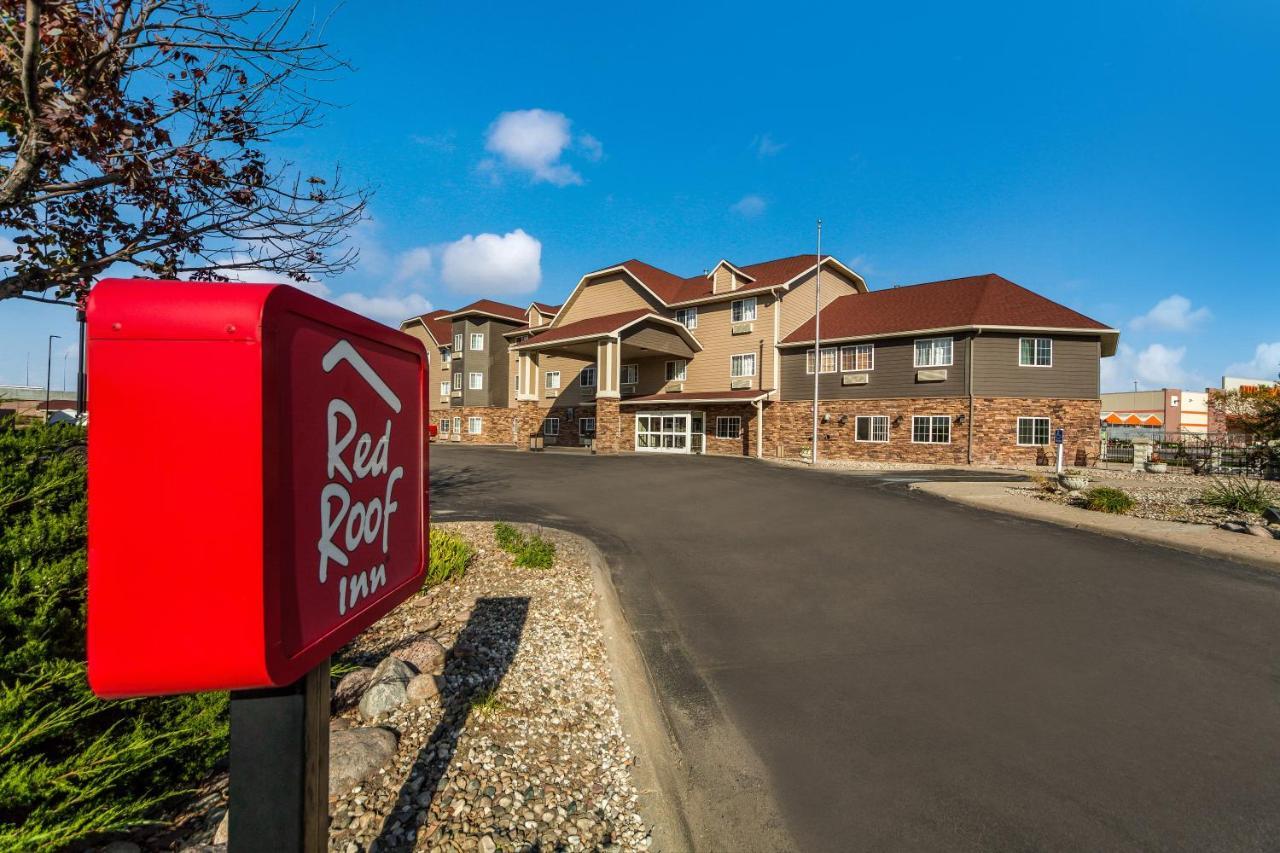 Red Roof Inn & Suites Omaha - Council Bluffs Bagian luar foto