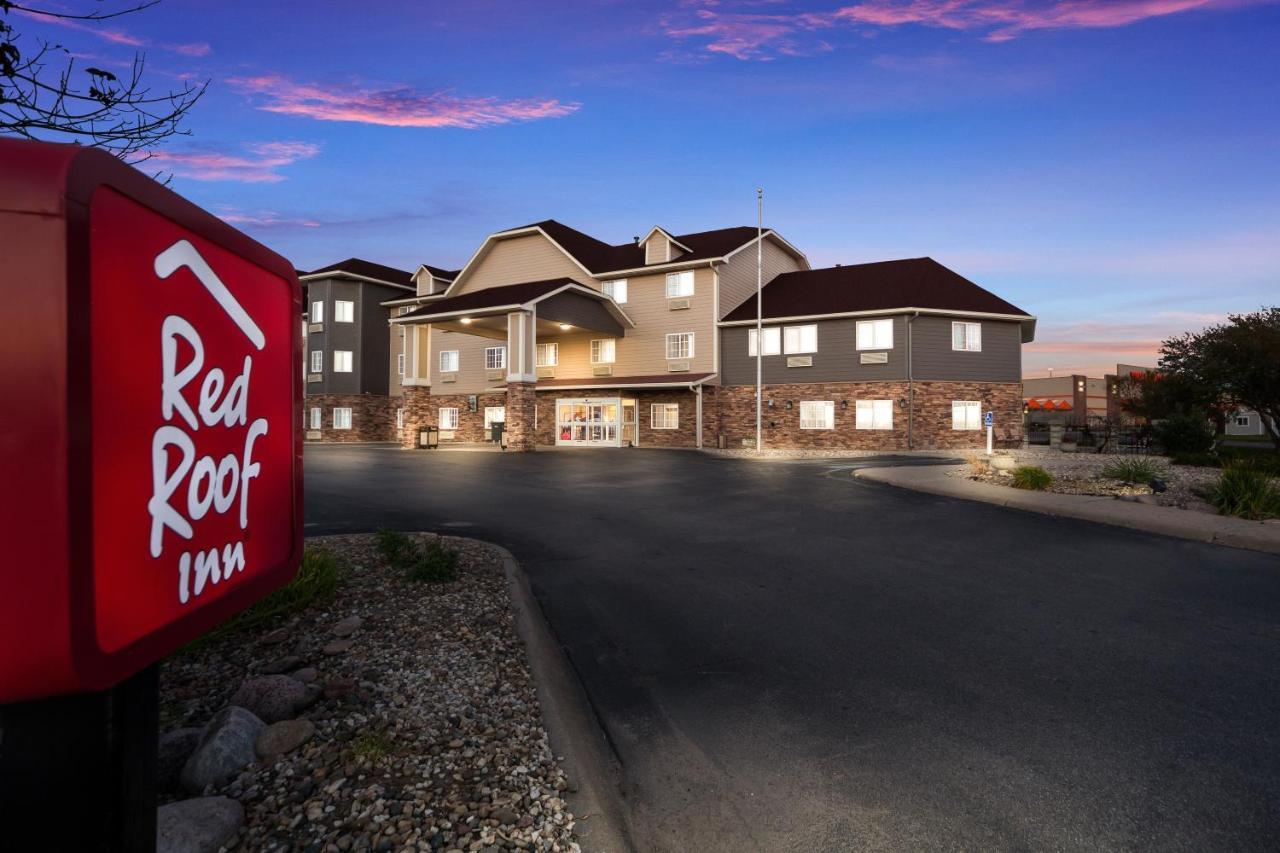 Red Roof Inn & Suites Omaha - Council Bluffs Bagian luar foto