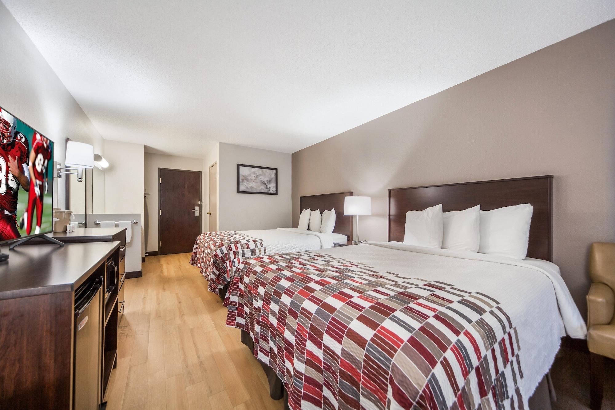 Red Roof Inn & Suites Omaha - Council Bluffs Bagian luar foto