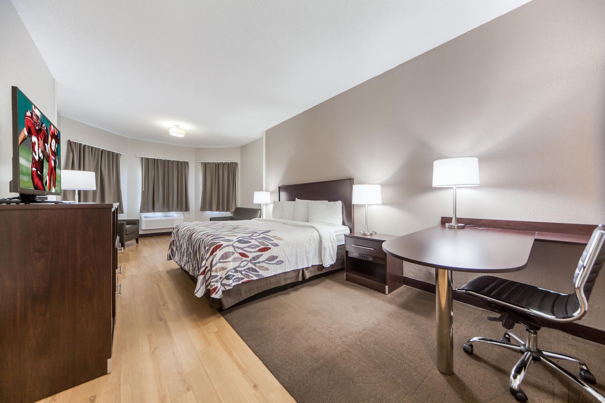 Red Roof Inn & Suites Omaha - Council Bluffs Bagian luar foto
