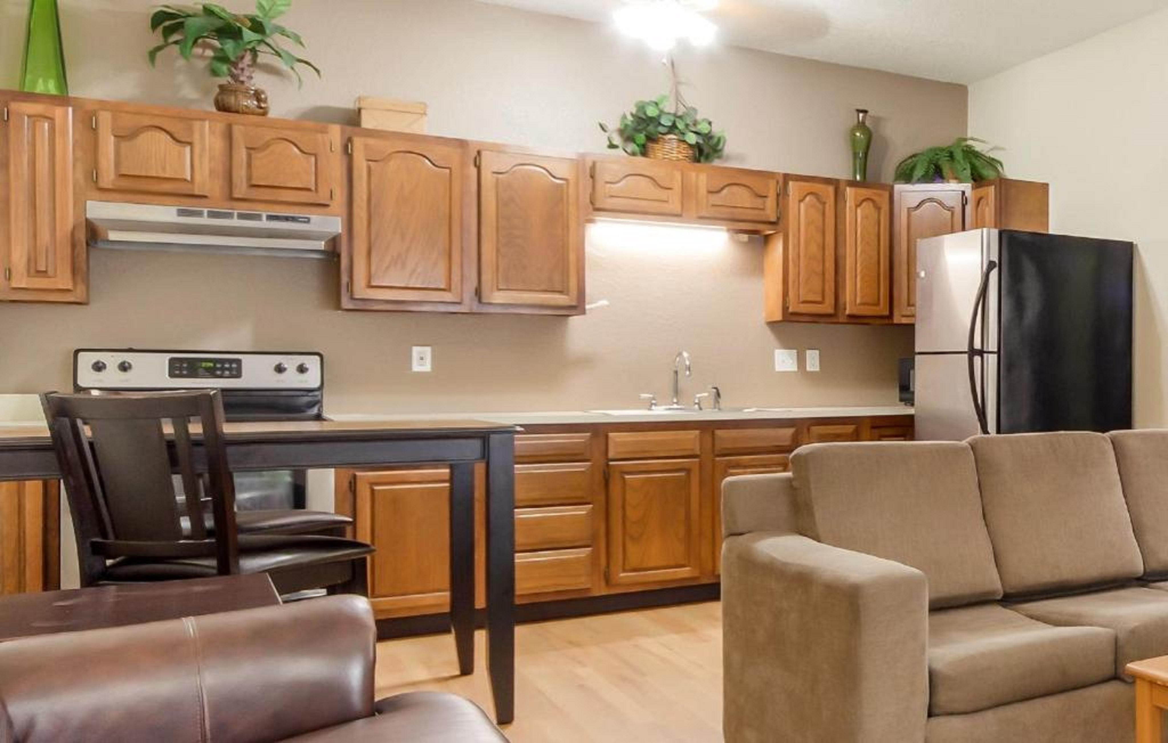 Red Roof Inn & Suites Omaha - Council Bluffs Bagian luar foto